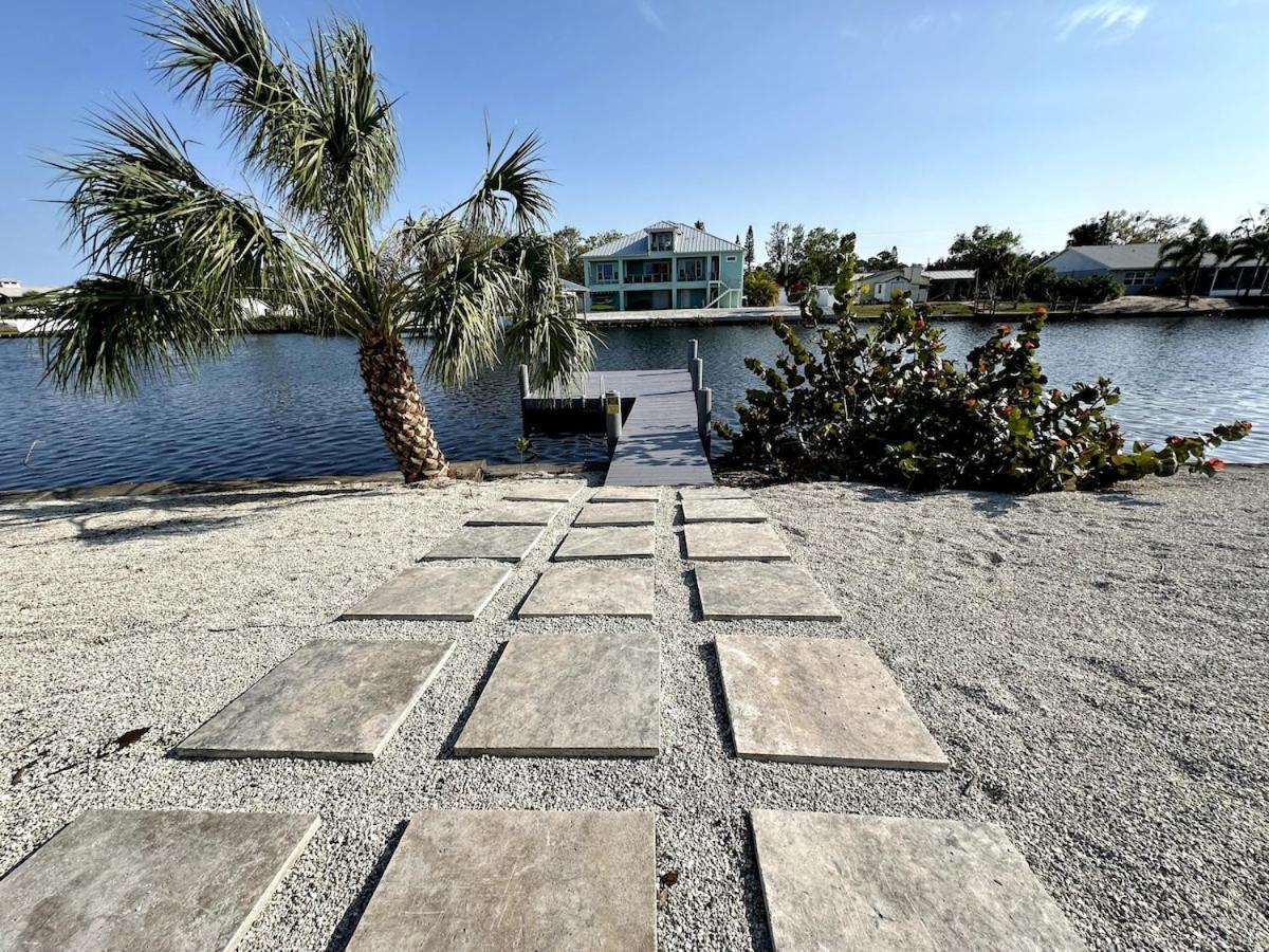 Blue Heron House, Private 4 Bedroom Waterfront W Heated Pool And Fire Pit Ръскин Екстериор снимка