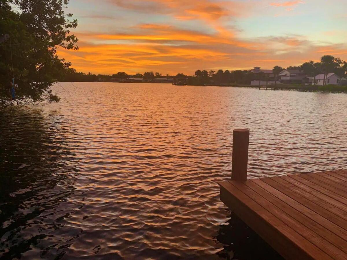 Blue Heron House, Private 4 Bedroom Waterfront W Heated Pool And Fire Pit Ръскин Екстериор снимка